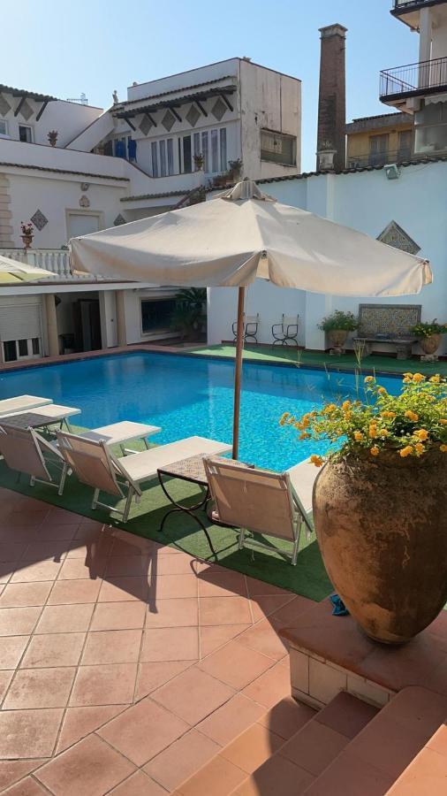 Don Camillo Suites Riposto Extérieur photo